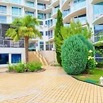 Design In Atlantis Resort&spa, Airport Apartment